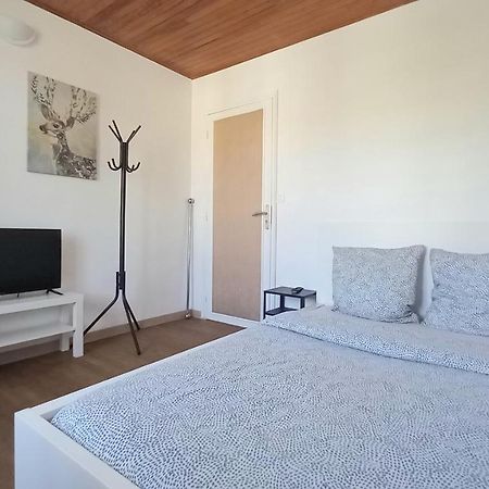 Super Appartement Au Centre Ville De Rosny Sous Bois Eksteriør billede